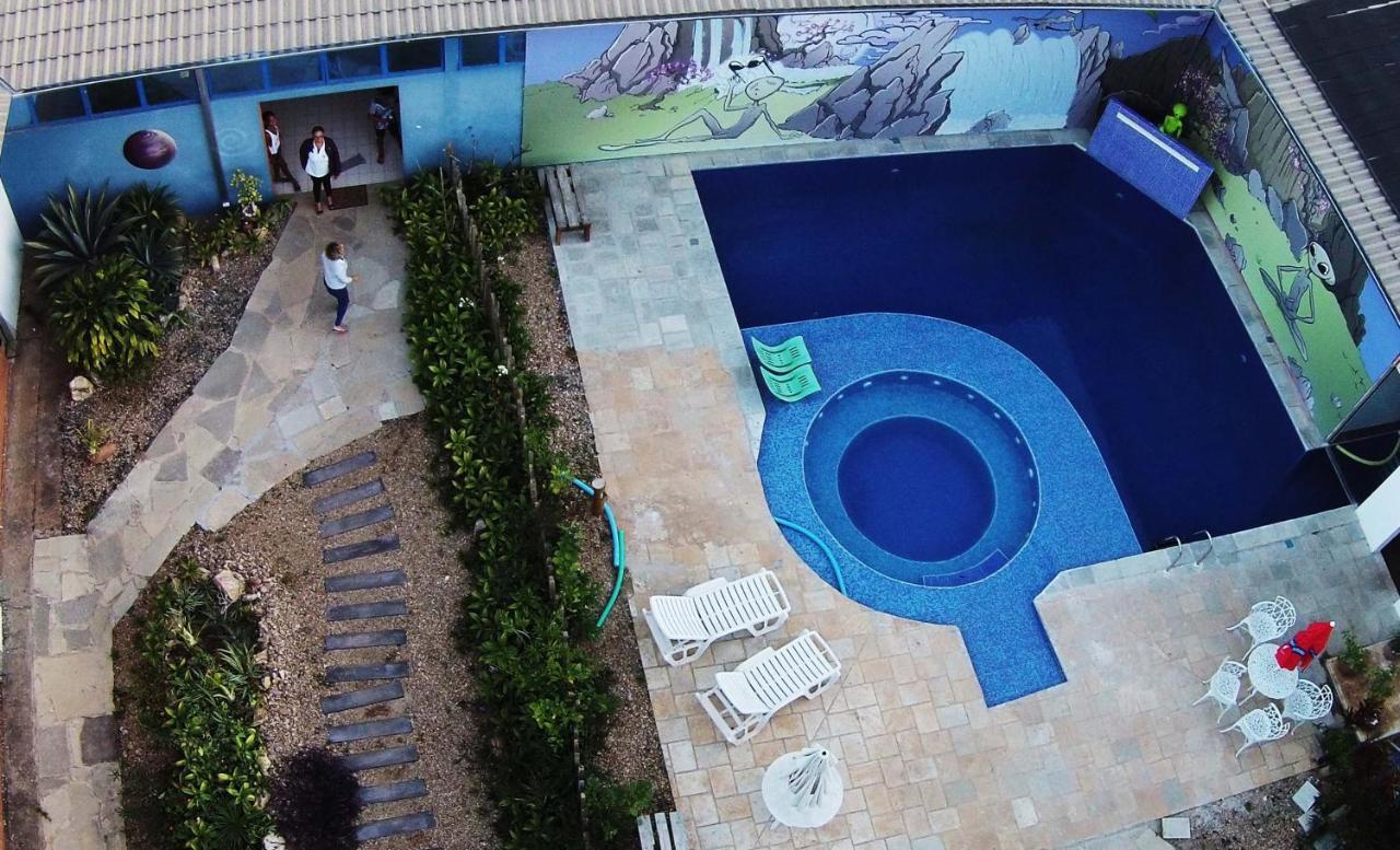 查帕达酒店 Alto Paraíso de Goiás 外观 照片